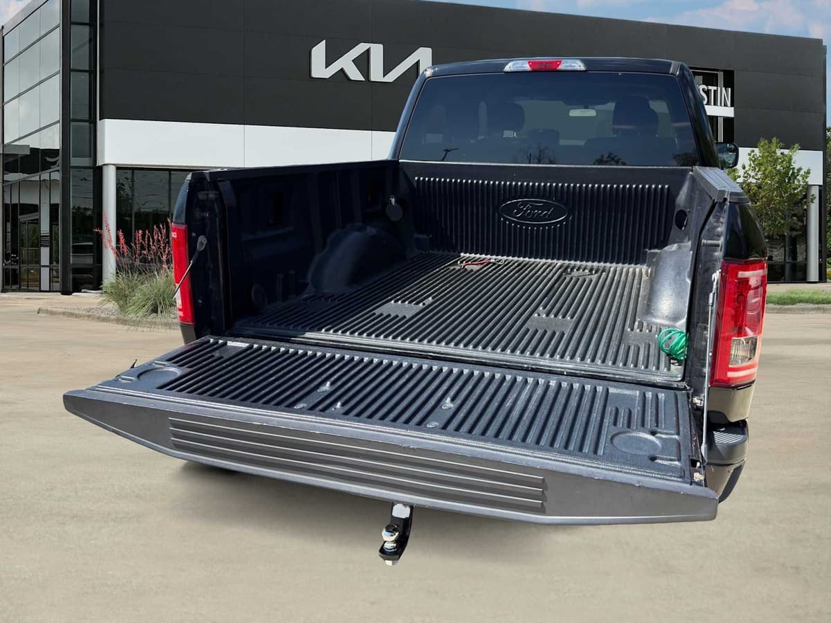 2017 Ford F-150 - Image 11