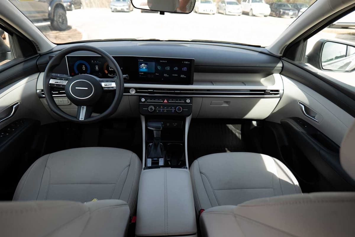 2025 Hyundai Tucson - Image 24