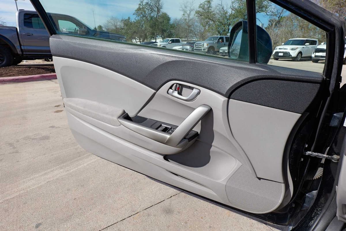 2012 Honda Civic - Image 16