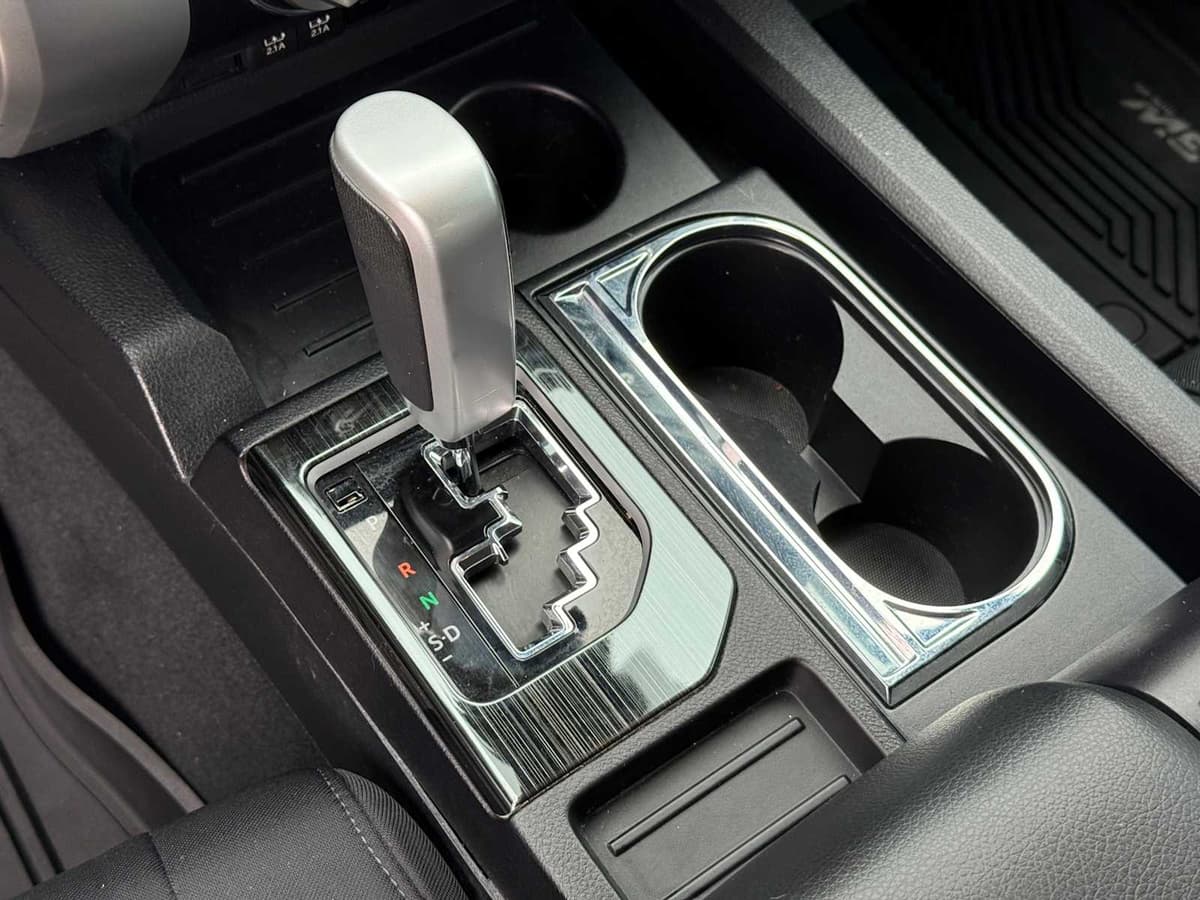 2021 Toyota Tundra - Image 20