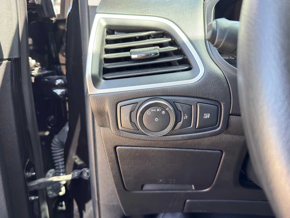 2022 Ford Edge - Image 20