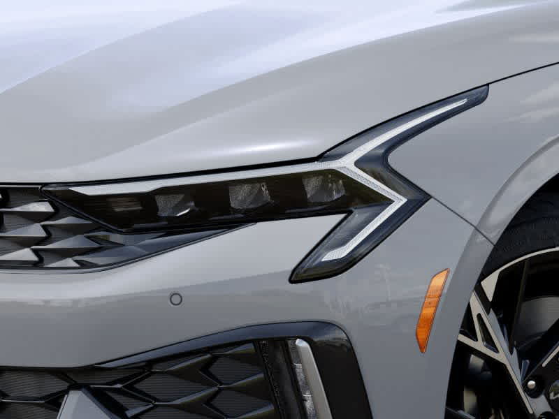 2026 Kia K5 - Image 10