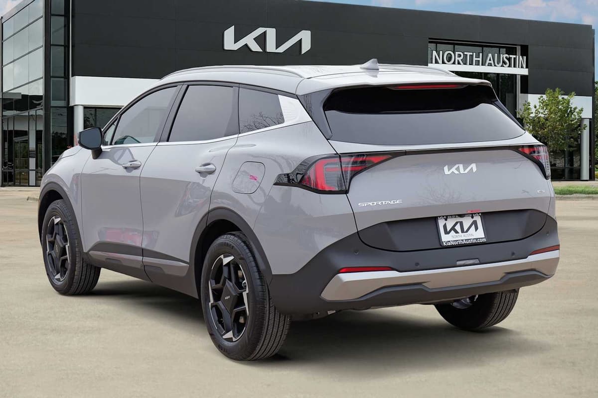 2026 Kia Sportage Hybrid - Image 5
