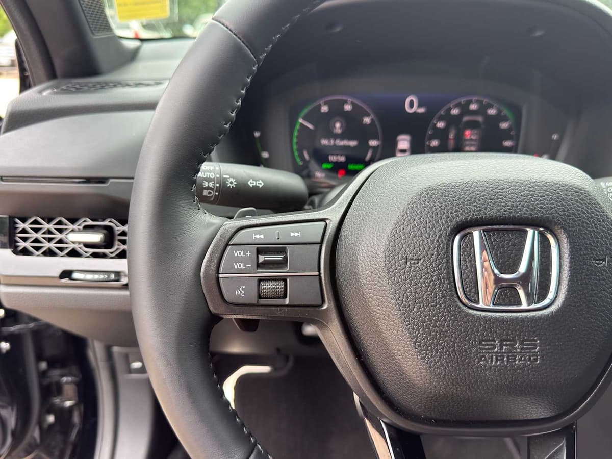 2026 Honda Accord Hybrid - Image 15