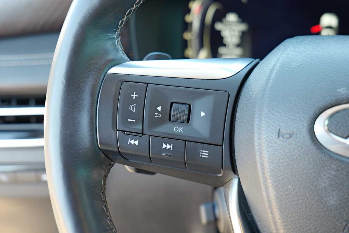 2023 INFINITI QX60 - Image 13