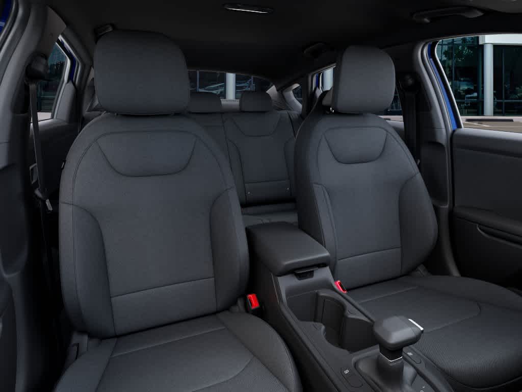 2026 Kia K4 - Image 15