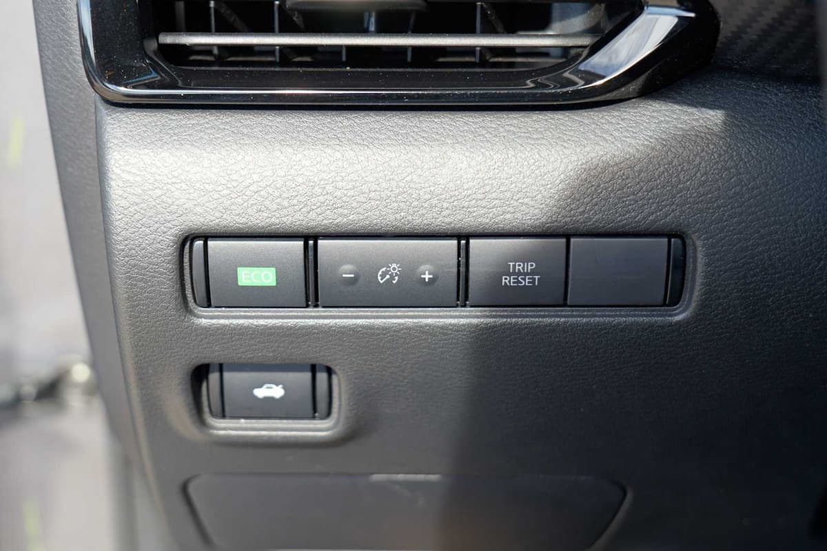 2022 Nissan Sentra - Image 20