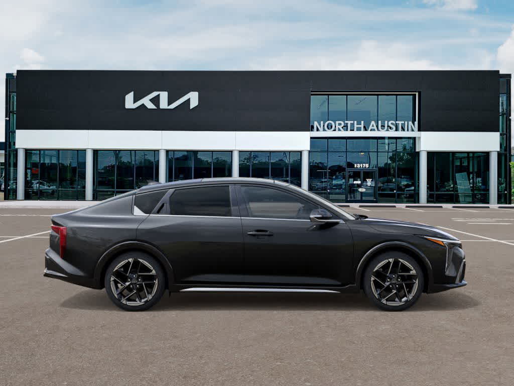 2026 Kia K4 - Image 7