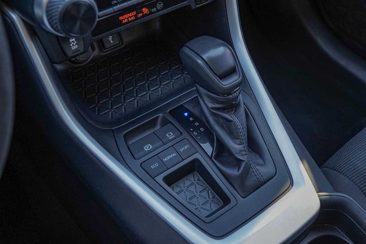 2021 Toyota RAV4 - Image 19