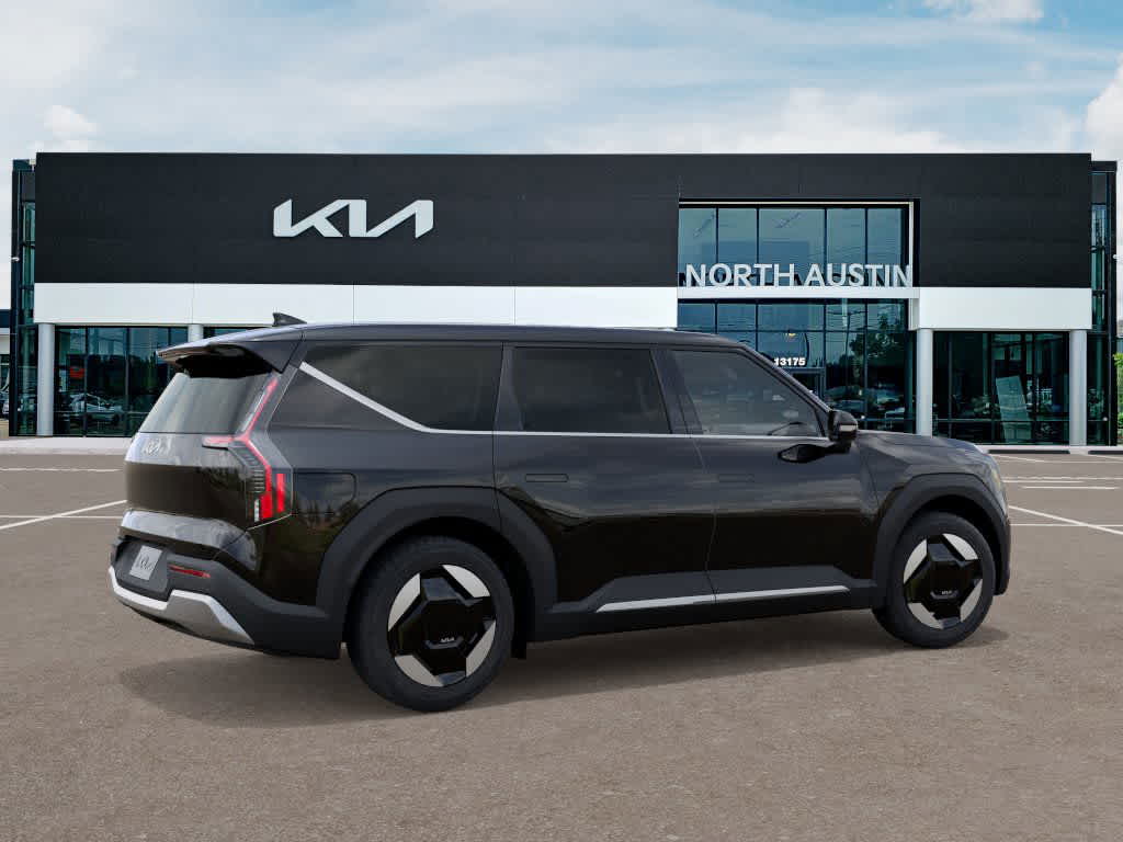 2026 Kia EV9 - Image 6