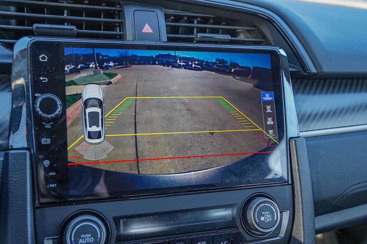 2018 Honda Civic - Image 16