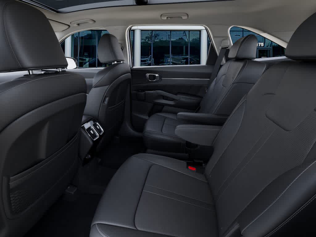 2025 Kia Sorento - Image 18
