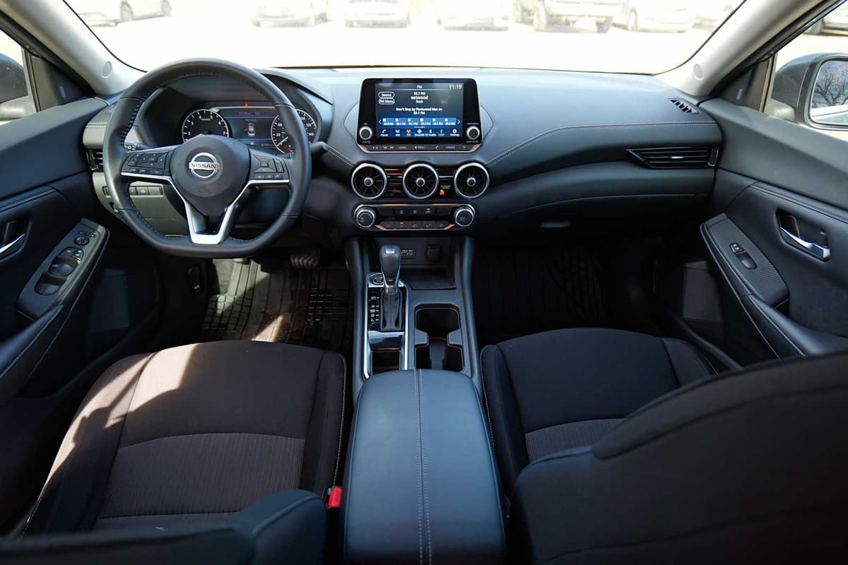 2022 Nissan Sentra - Image 27