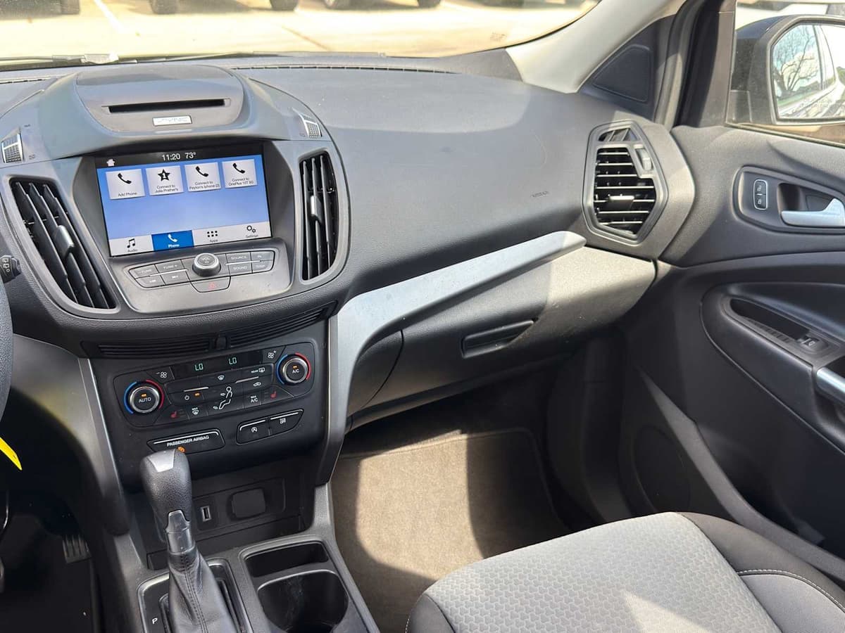 2017 Ford Escape - Image 22