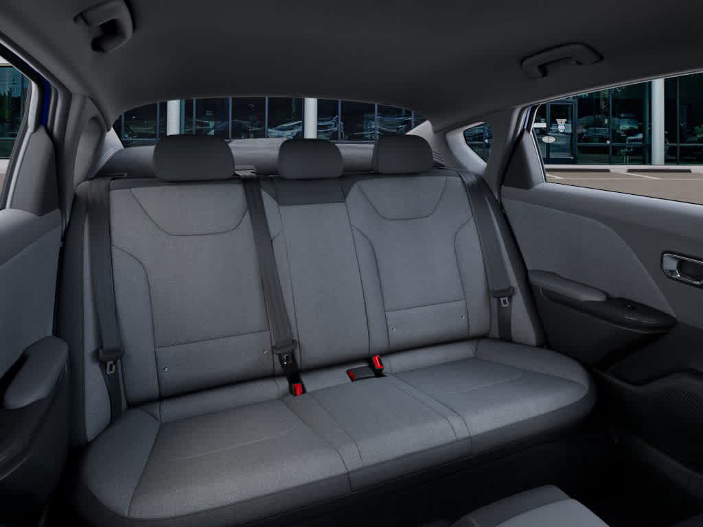 2025 Kia K4 - Image 16