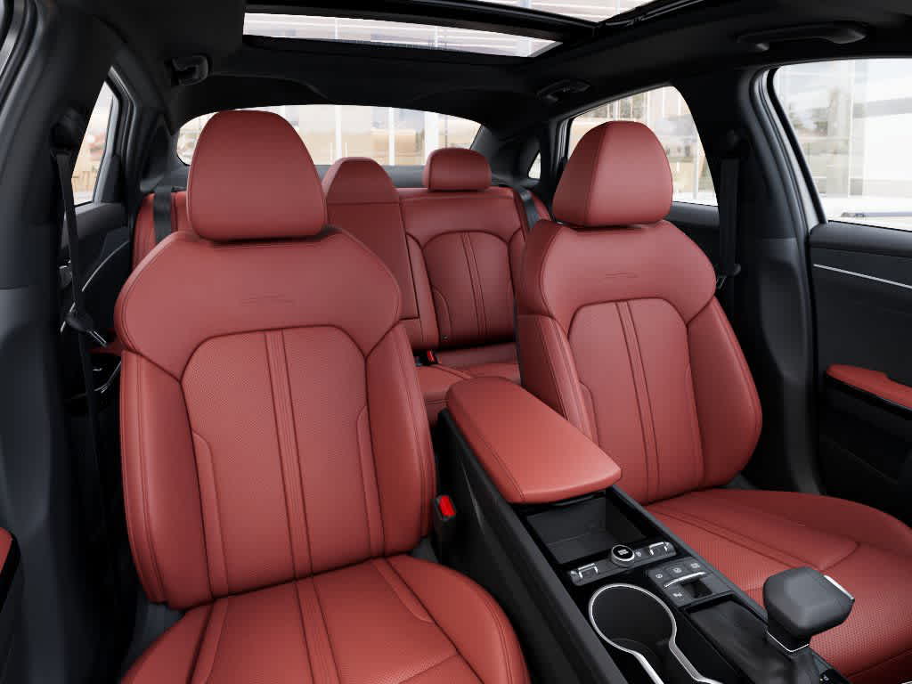 2026 Kia K5 - Image 15
