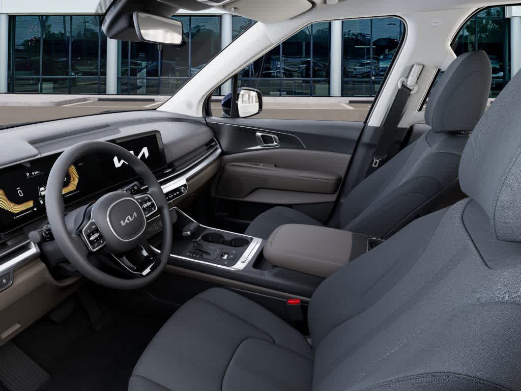 2026 Kia Carnival - Image 17