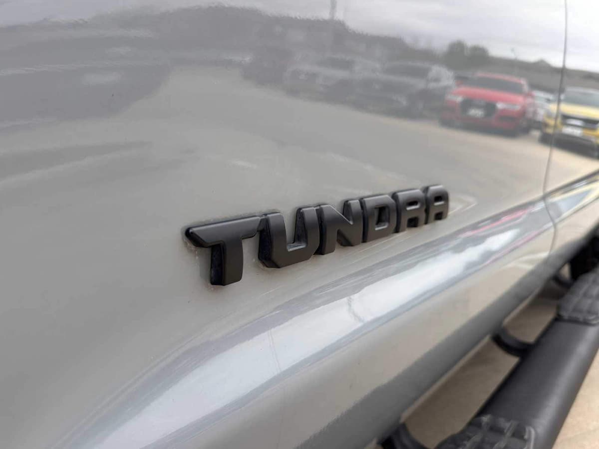 2021 Toyota Tundra - Image 6