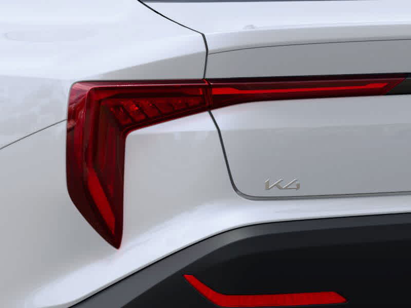 2025 Kia K4 - Image 11