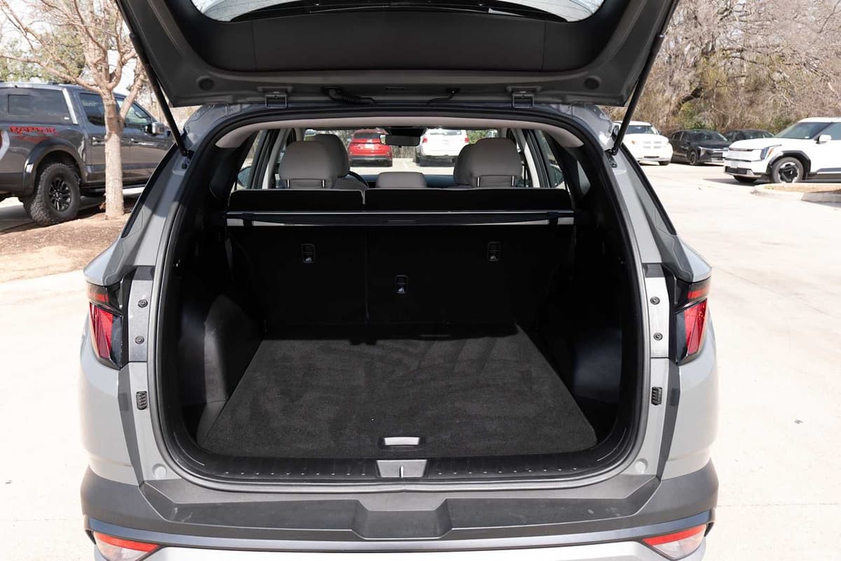 2025 Hyundai Tucson - Image 27