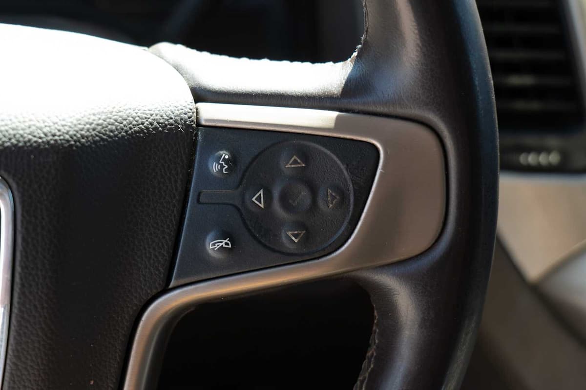 2015 GMC Yukon - Image 14