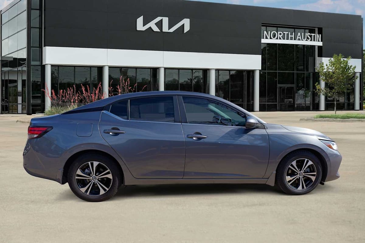 2022 Nissan Sentra - Image 8