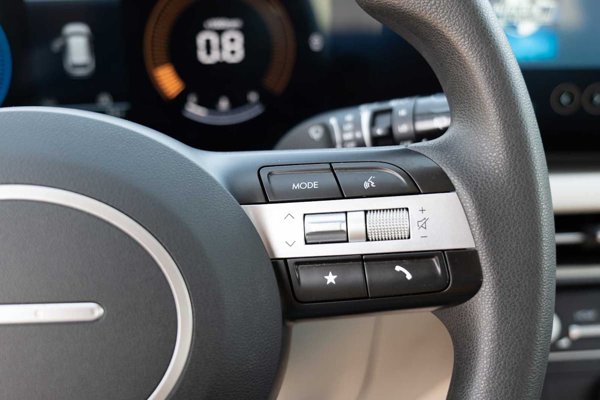 2025 Hyundai Tucson - Image 14