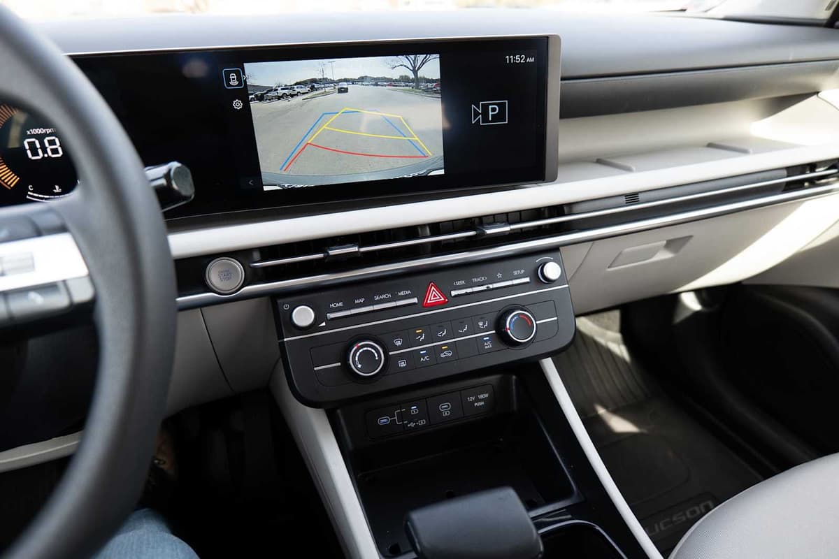 2025 Hyundai Tucson - Image 16