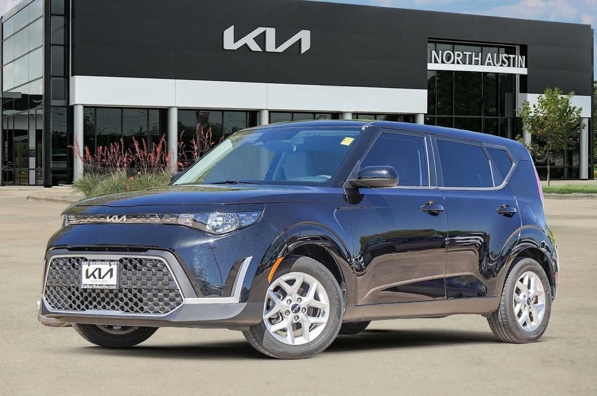 2023 Kia Soul - Image 1