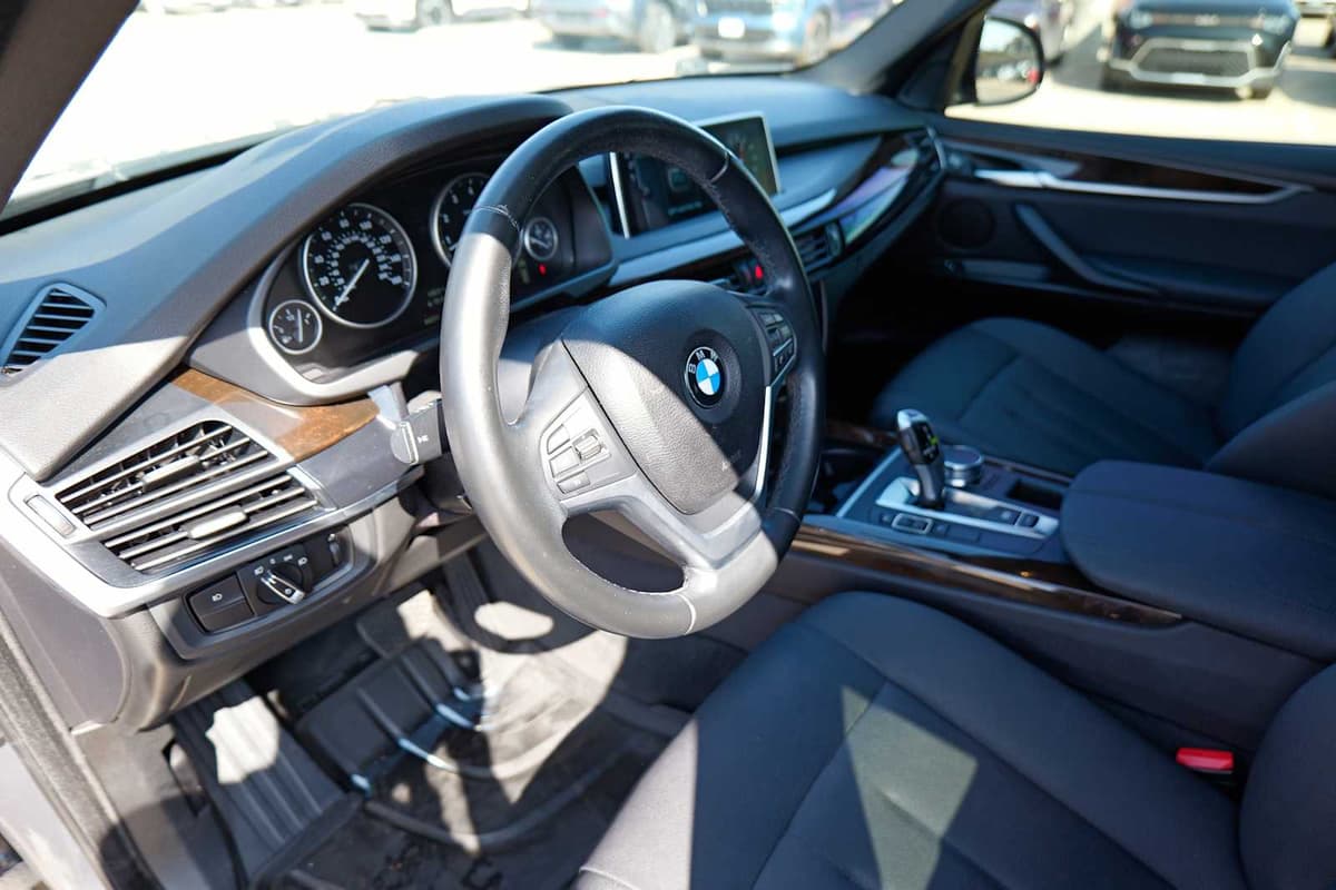 2017 BMW X5 - Image 9