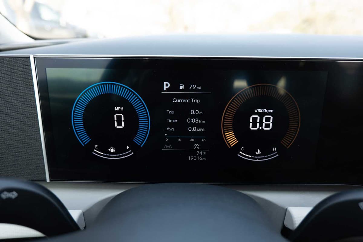 2025 Hyundai Tucson - Image 15