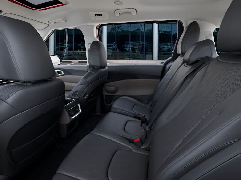 2026 Kia Carnival - Image 18