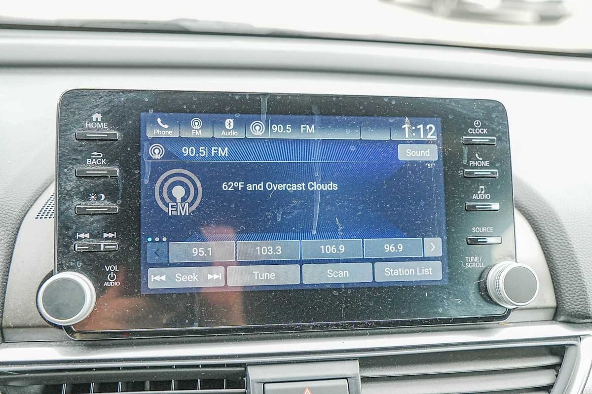 2021 Honda Accord - Image 17