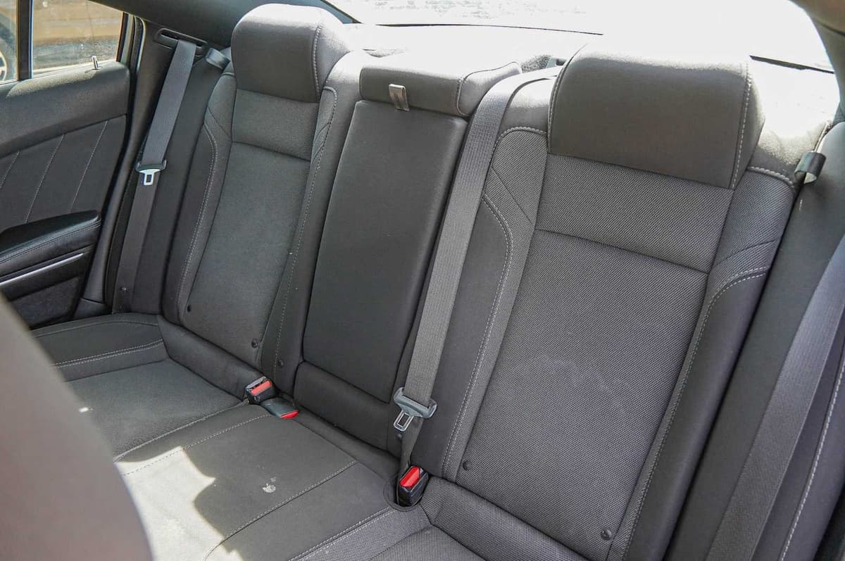 2019 Dodge Charger - Image 29