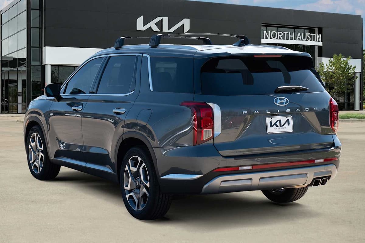 2023 Hyundai Palisade - Image 5