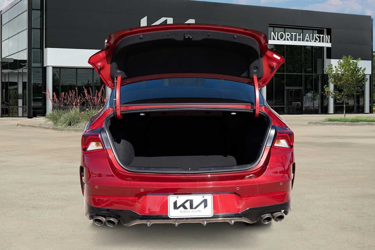 2023 Kia K5 - Image 29