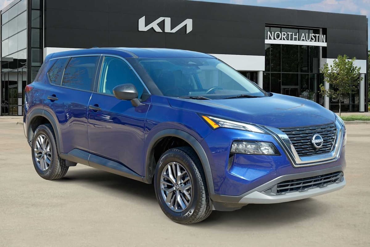 2023 Nissan Rogue - Image 8