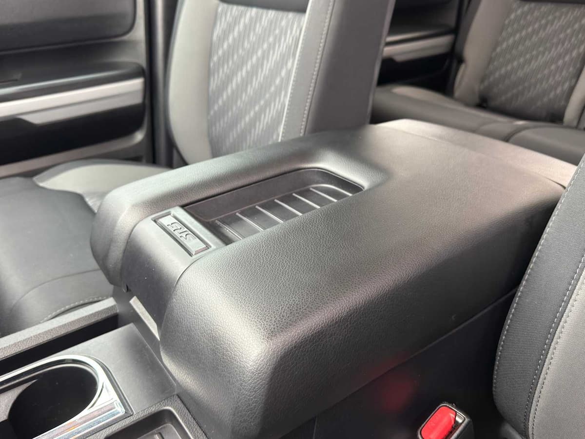 2021 Toyota Tundra - Image 26