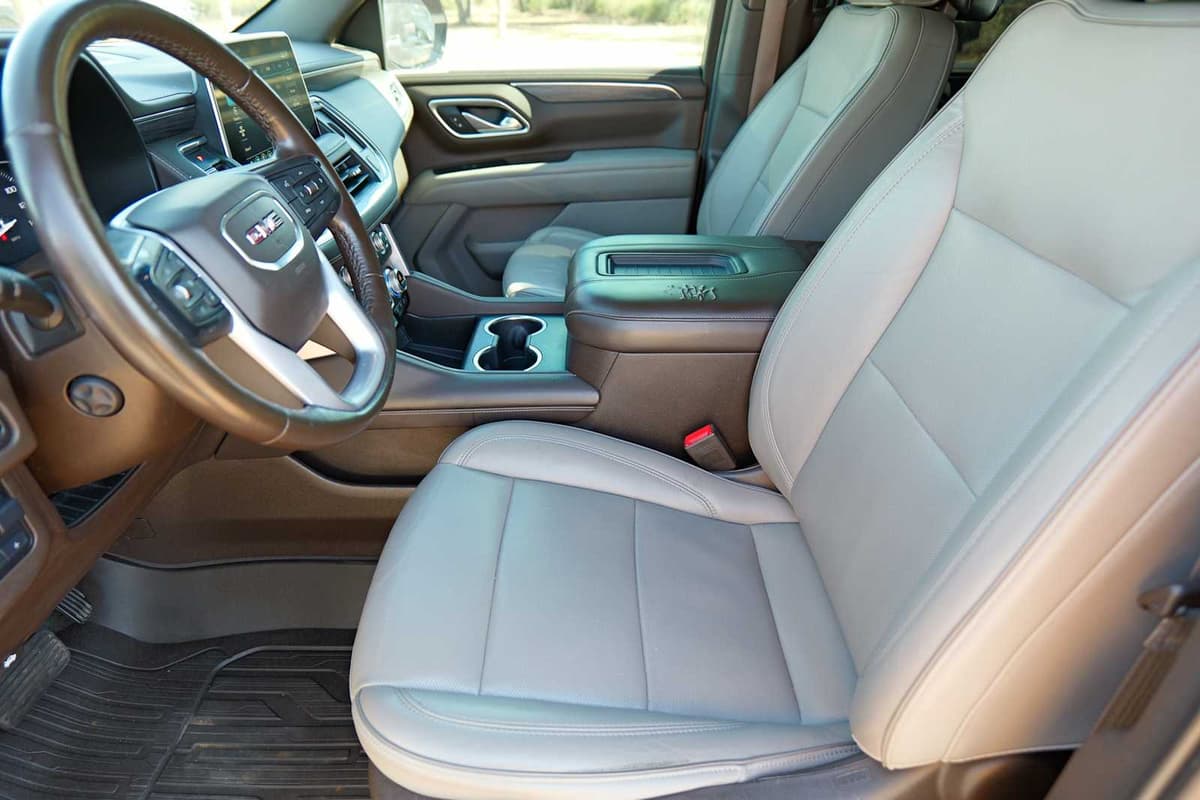 2021 GMC Yukon XL - Image 10