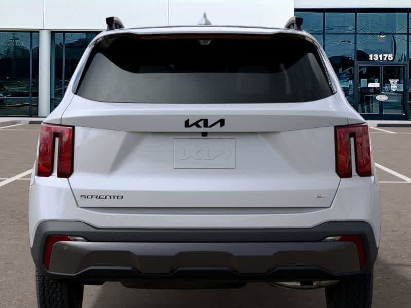 2025 Kia Sorento - Image 13