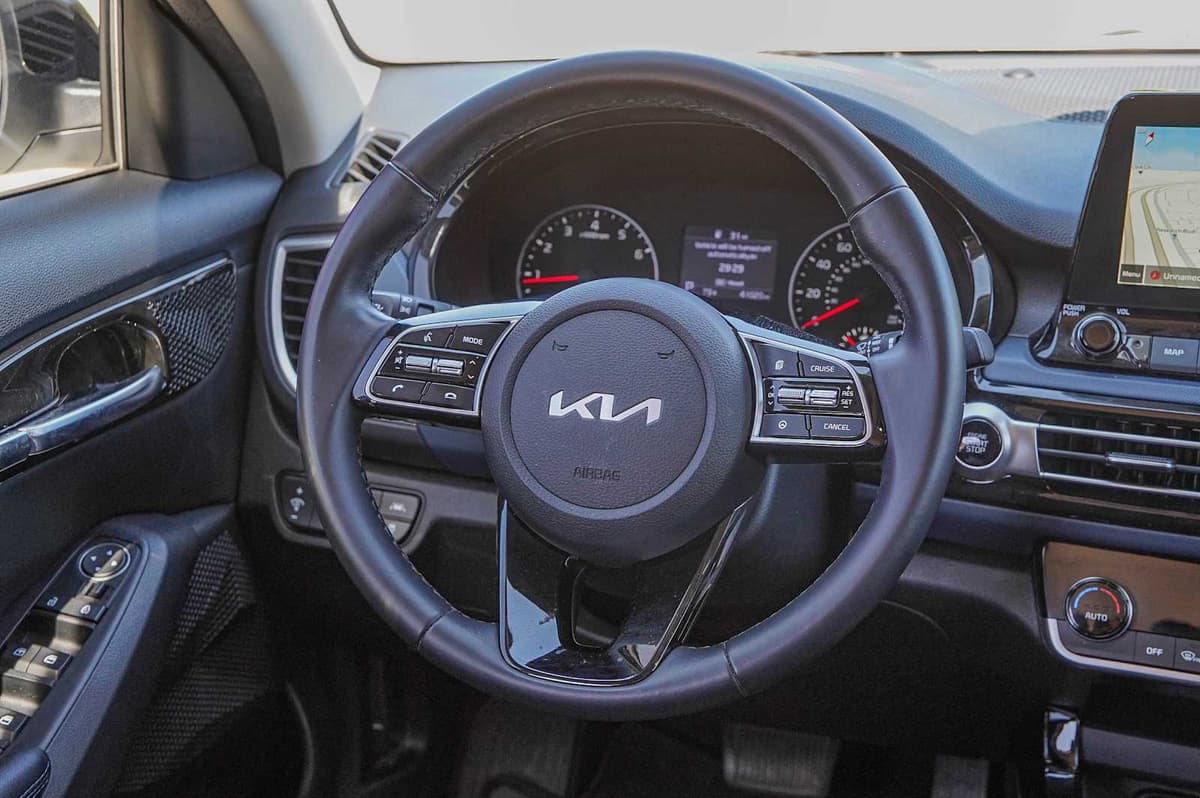 2022 Kia Seltos - Image 26