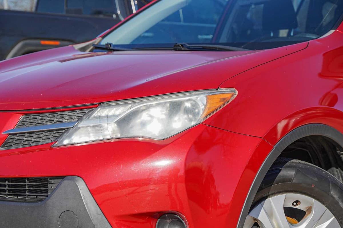 2015 Toyota RAV4 - Image 3