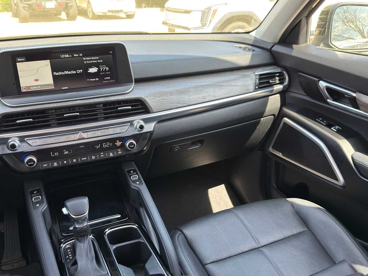 2020 Kia Telluride - Image 25