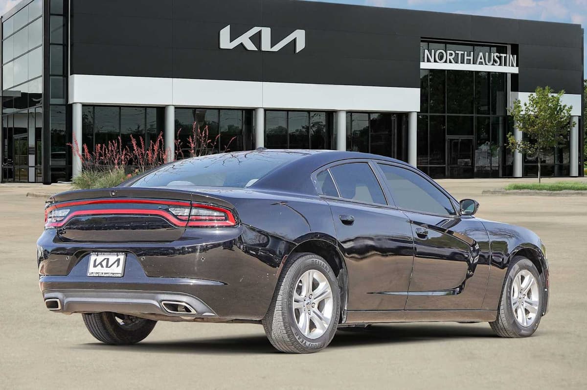 2019 Dodge Charger - Image 6