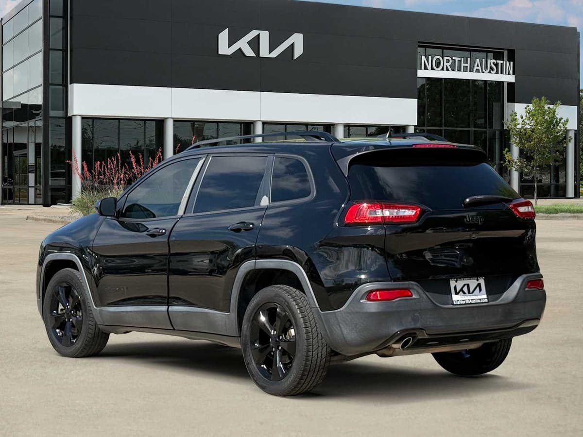 2018 Jeep Cherokee - Image 7
