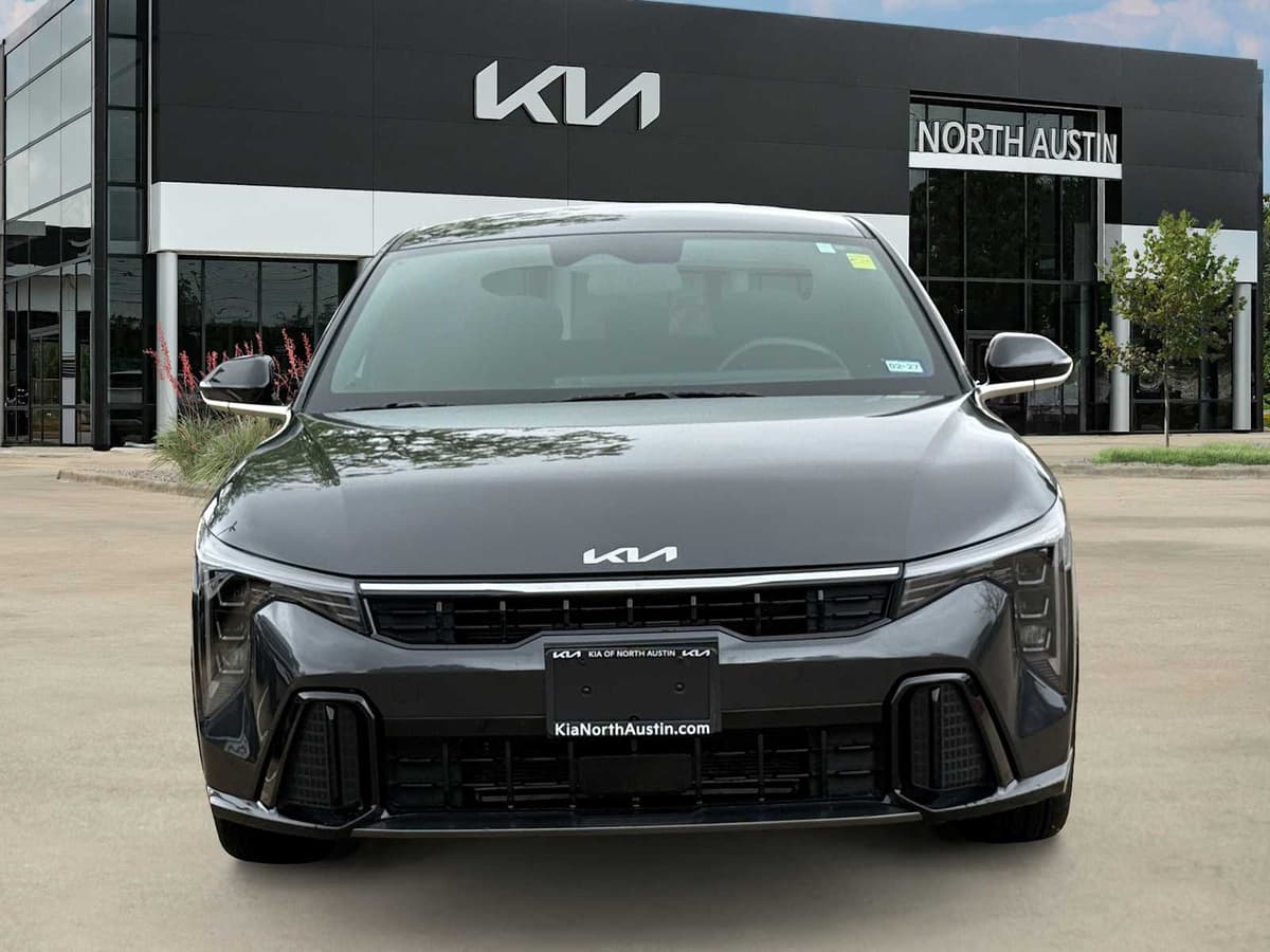 2025 Kia K4 - Image 3