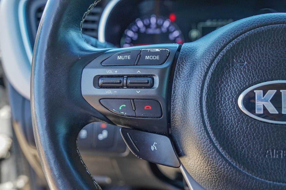 2015 Kia Optima - Image 13