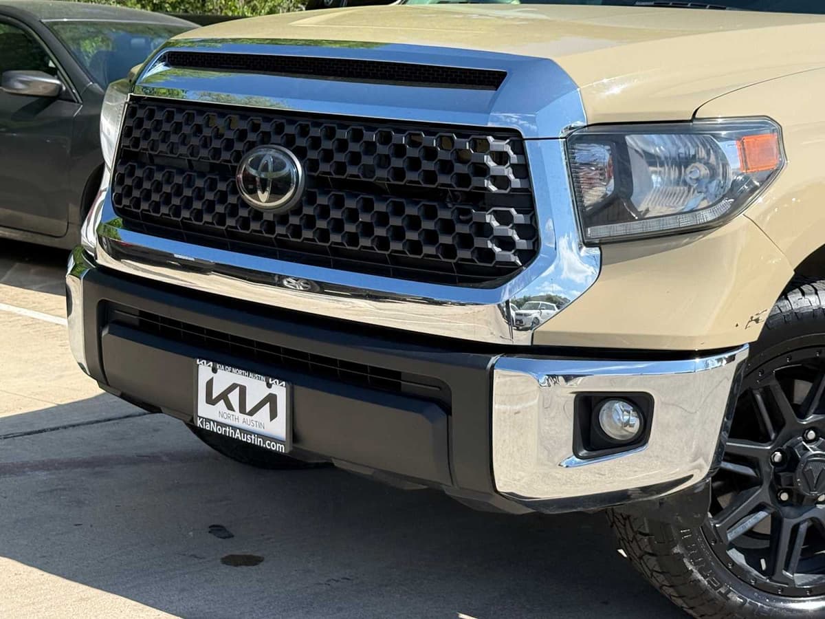 2019 Toyota Tundra - Image 3