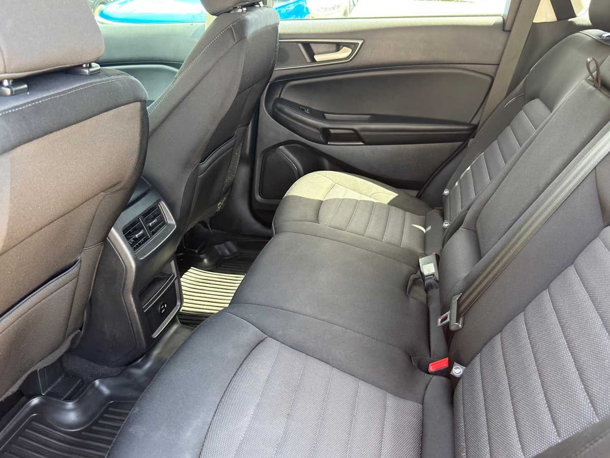 2022 Ford Edge - Image 26