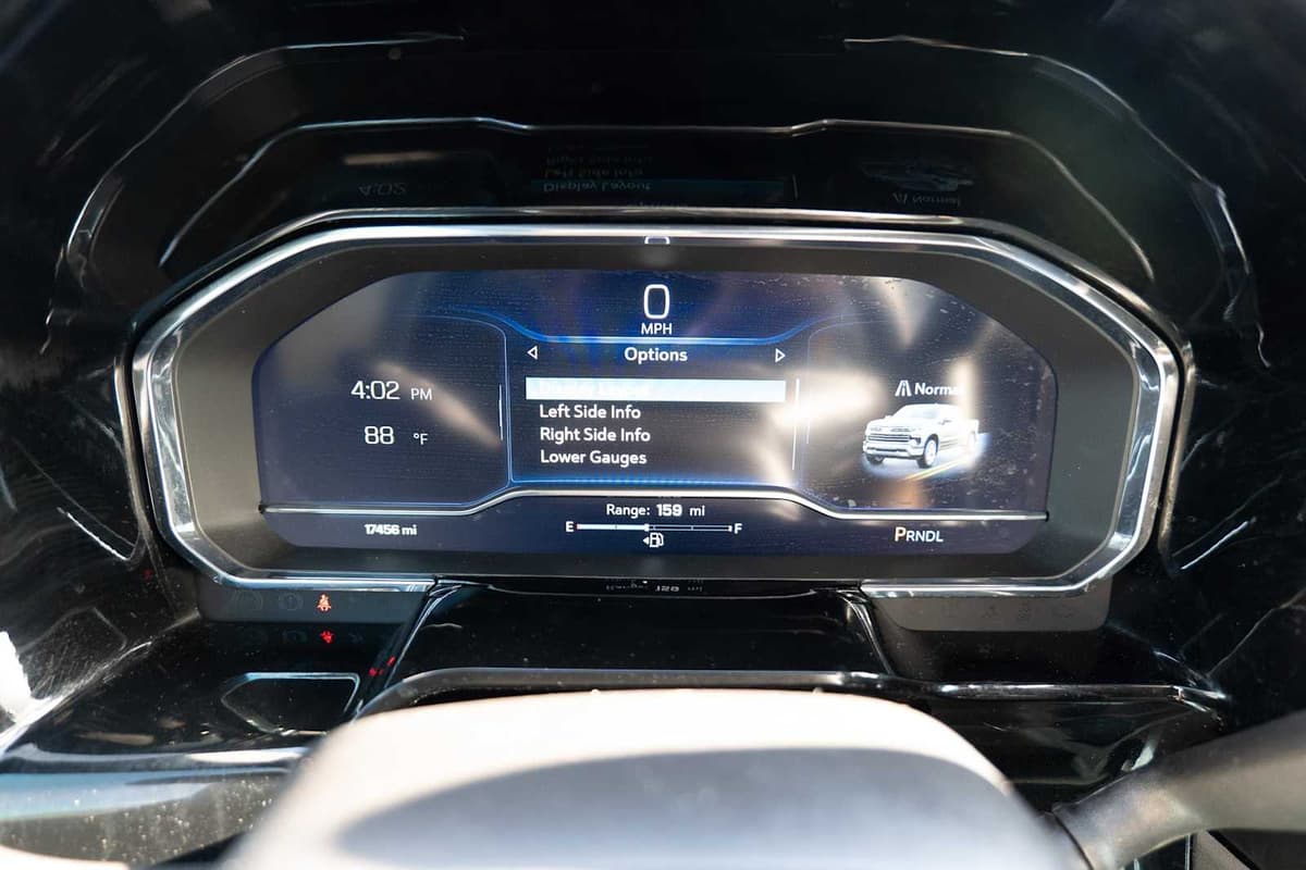 2025 Chevrolet Silverado 1500 - Image 15